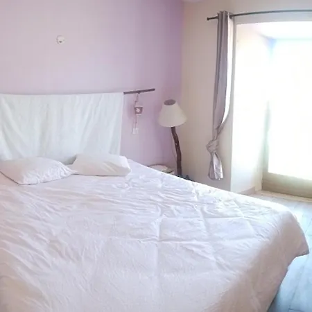 Chez Sylvie Et Jerome Nocleg ze śniadaniem